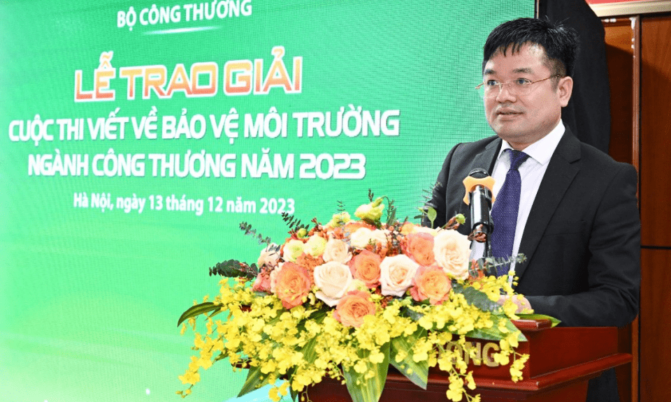 Trao giải cuộc thi viết về bảo vệ môi trường ngành Công Thương năm 2023